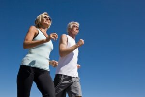 60 anos Idosos na corrida exercicio atividade física